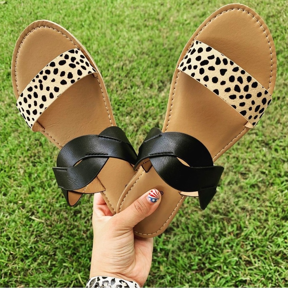 Black and cheetah print flat sandals